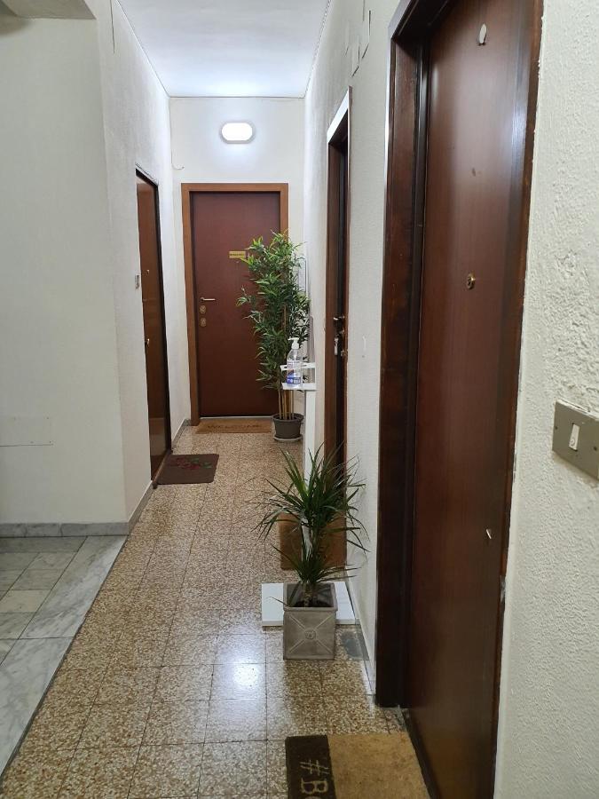 Cristel Apartment - 15 Min Da Milano Cormano Exteriér fotografie